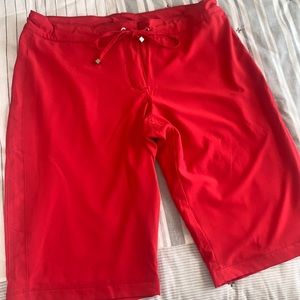 NWOT DAisy Fuentes sport red shorts large